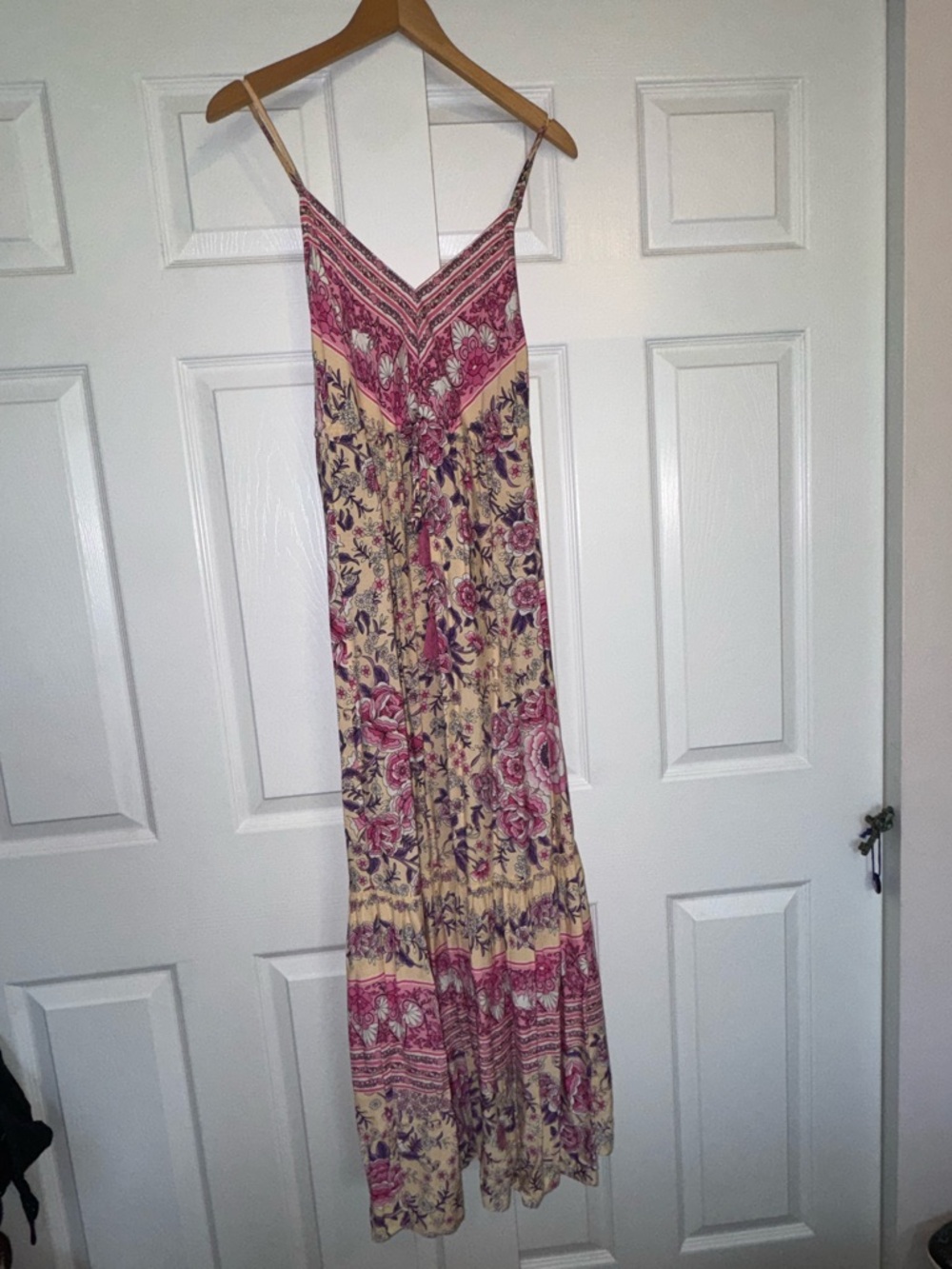 Rusttydustty Floral Boho Maxi Dress Pink Beige V-Neck Tassel Tie Size S - Picture 2 of 9